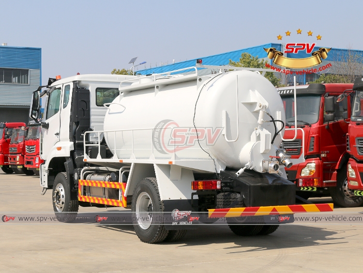 Sinotruk Waste Liquid Collection Truck (7,000 Litres) - Left Back Side View